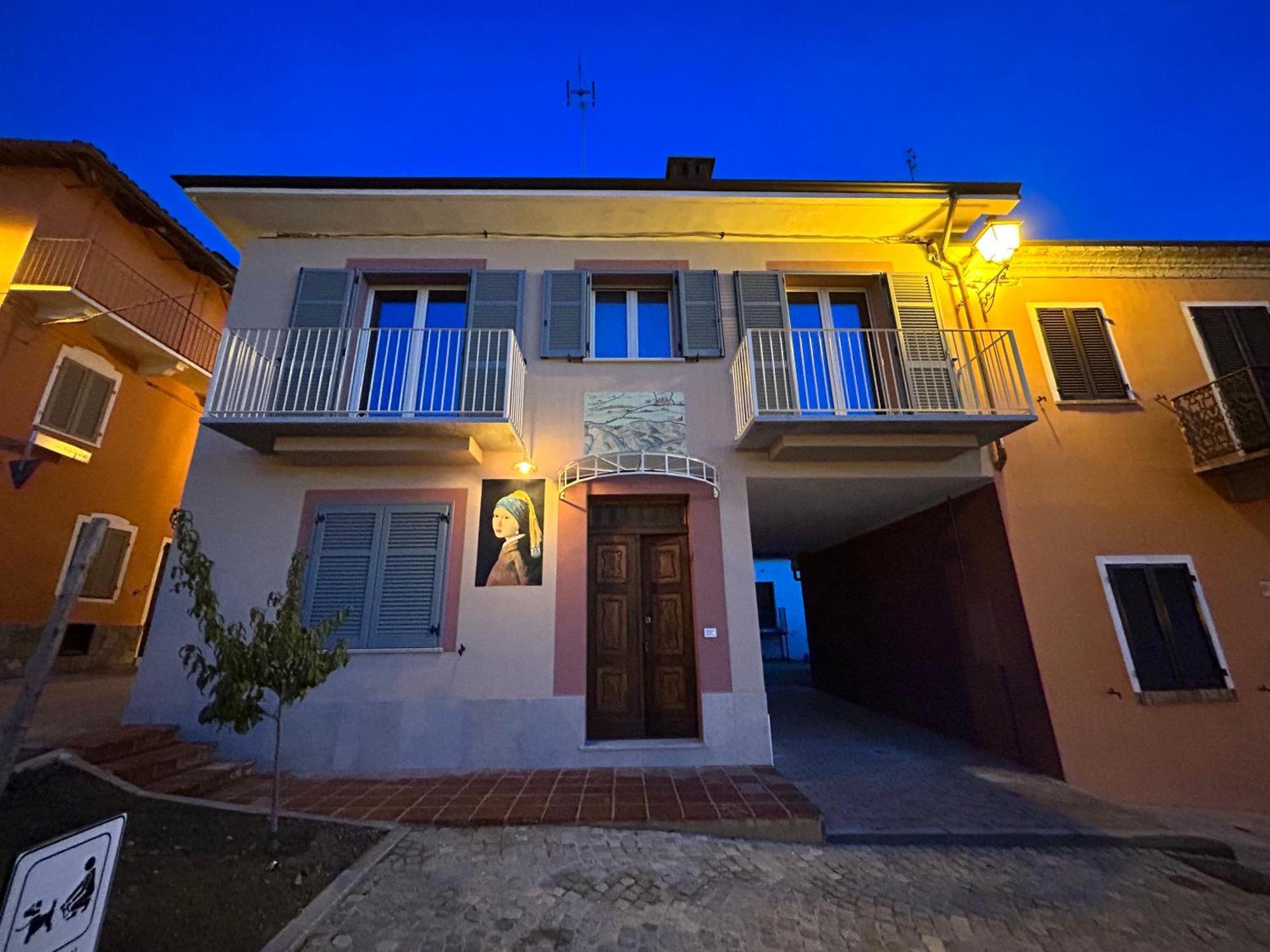 L'Incanto Casa Vacanze Montegrosso dʼAsti Exterior foto